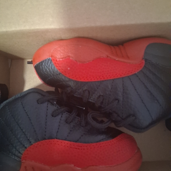 Meet the Posher Other - Retro Red & Black Jordans size 4